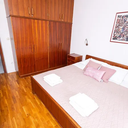 4u2enjoy Apartman *